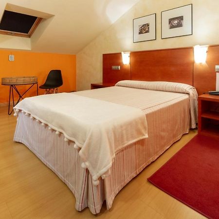 Hotel MIRAVALLE Promocion SUITES EL MEJOR PLAN POSIBLE Ourense Exterior foto