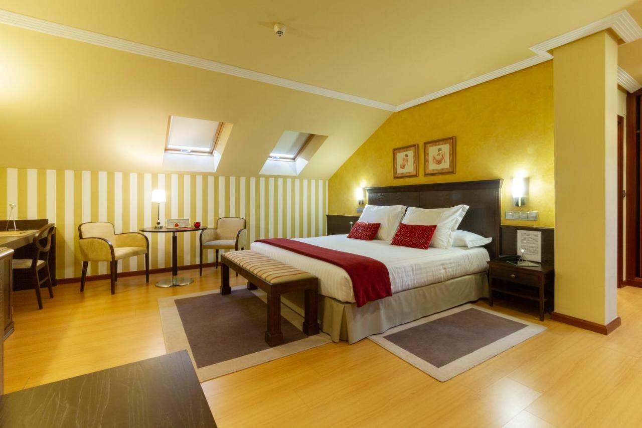 Hotel MIRAVALLE Promocion SUITES EL MEJOR PLAN POSIBLE Ourense Exterior foto