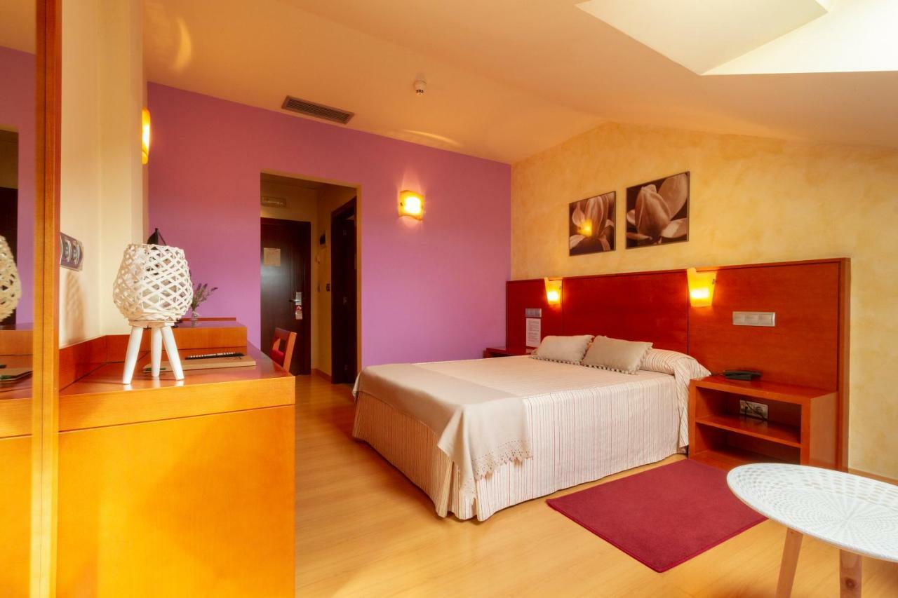 Hotel MIRAVALLE Promocion SUITES EL MEJOR PLAN POSIBLE Ourense Exterior foto
