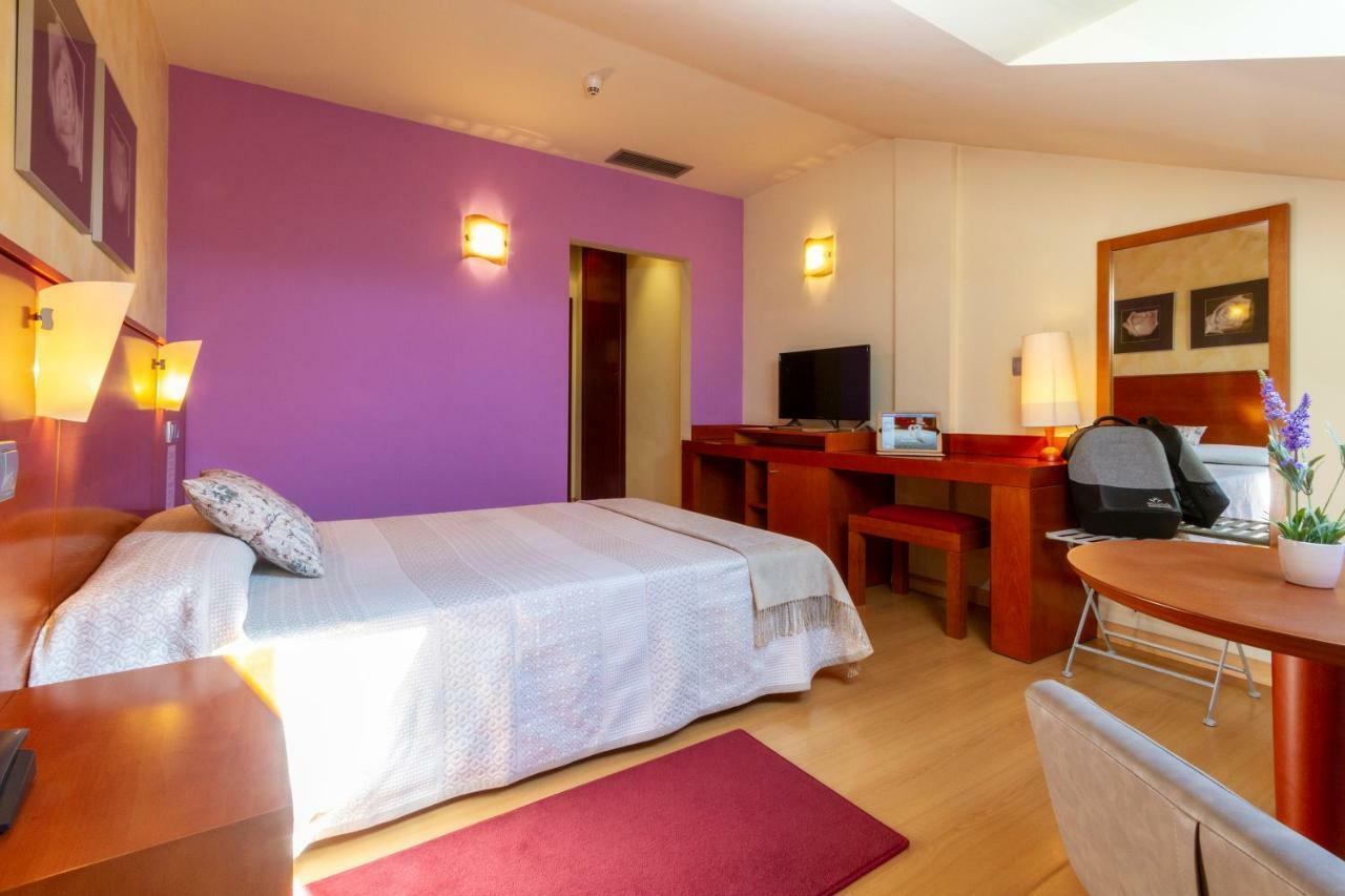 Hotel MIRAVALLE Promocion SUITES EL MEJOR PLAN POSIBLE Ourense Exterior foto