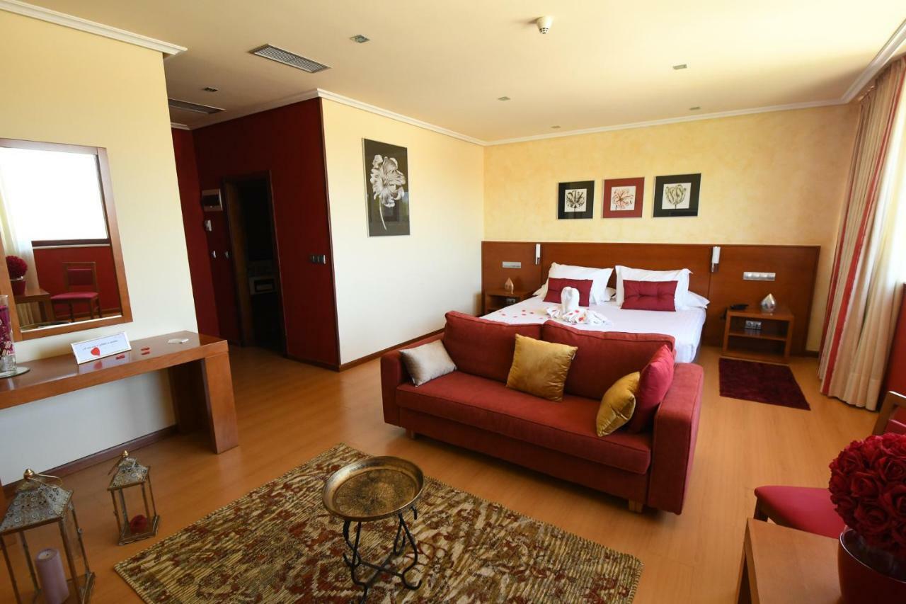 Hotel MIRAVALLE Promocion SUITES EL MEJOR PLAN POSIBLE Ourense Exterior foto